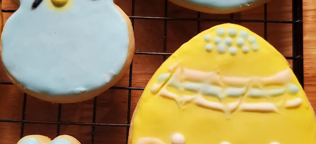 Perfect Royal Icing Recipe and Guide