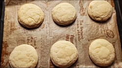 Jumbo Super soft sugar Cookies- Leslie Cooks