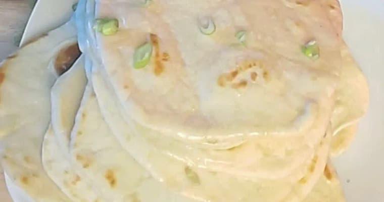 Super Fluffy Garlic Butter Naan