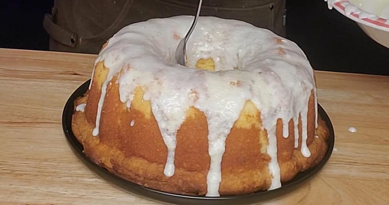 Big Mama’s Best 5 Flavor Pound Cake
