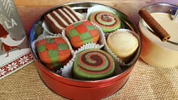 Christmas Ice box Cookie - Leslie Cooks
