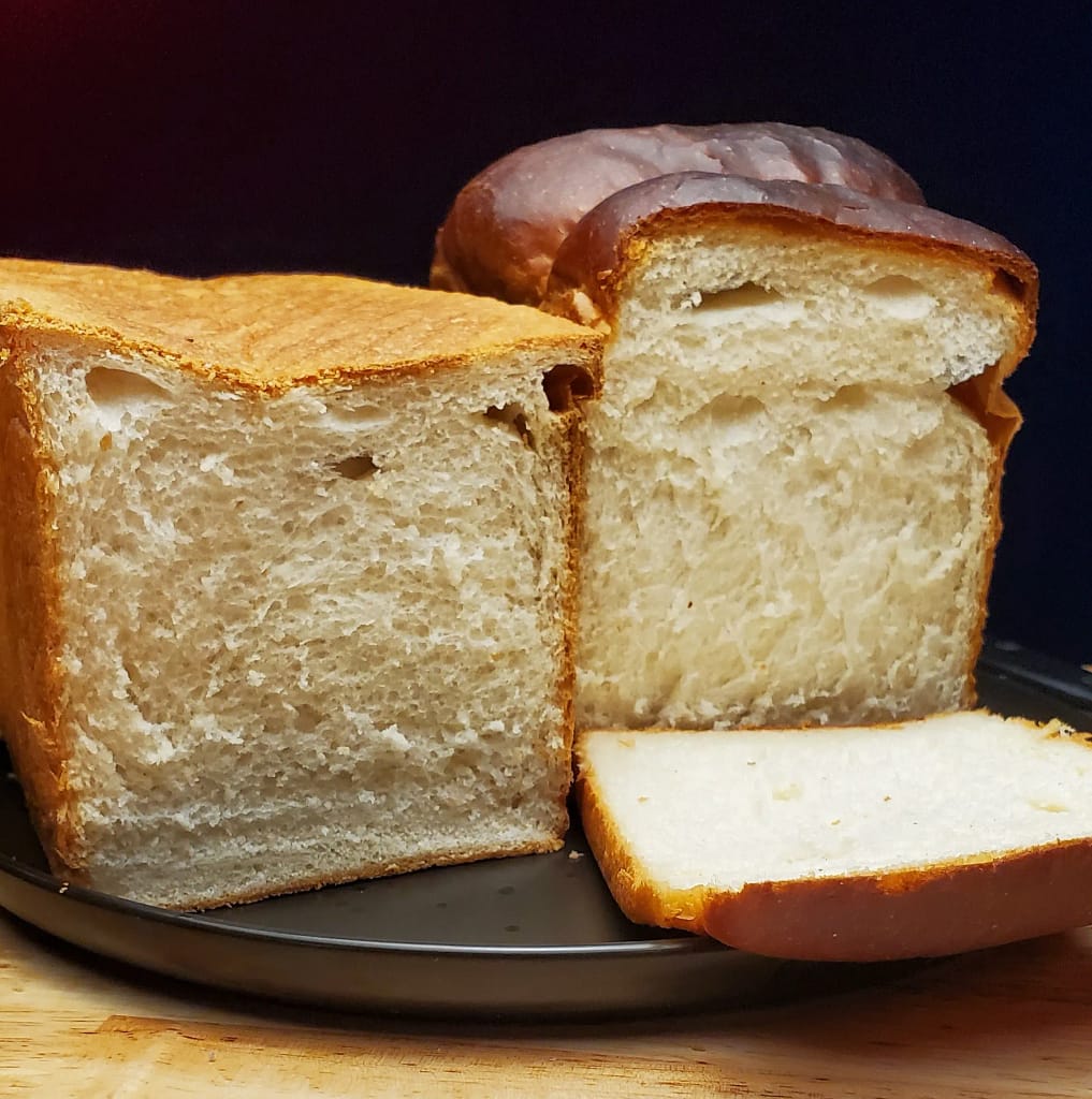 Milk Bread2 - Leslie Cooks
This image depicts two different loaves of Fluffy milk bread as described in this blog post on lesliecooks.com.